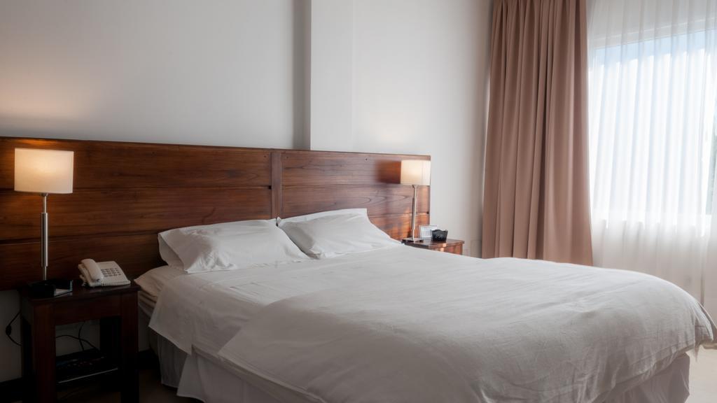 Pro Hotel Пилар Экстерьер фото