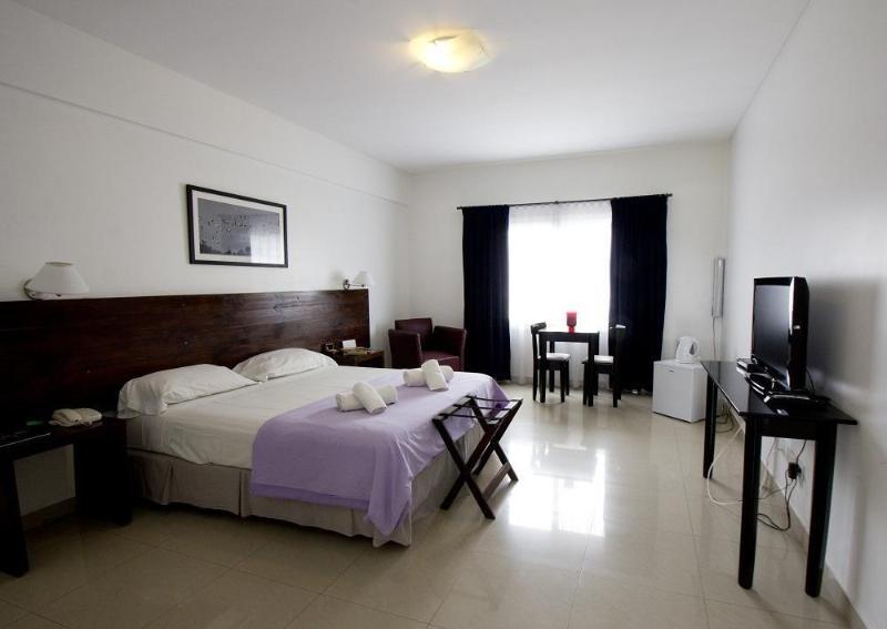Pro Hotel Пилар Экстерьер фото